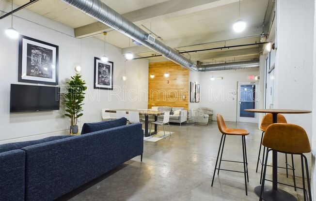 2 beds, 2 baths, 865 sqft, $1,400, Unit 119