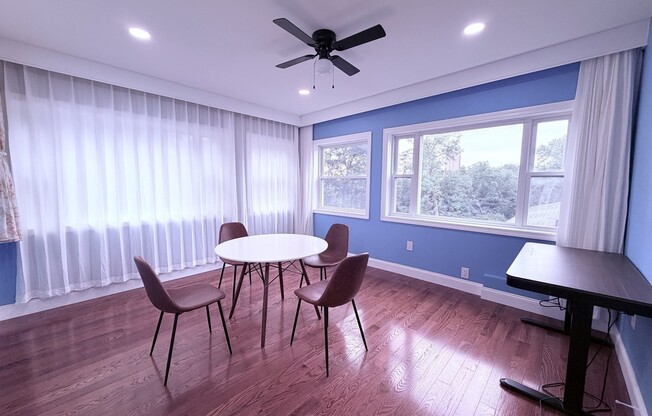 3 beds, 2 baths, 1,600 sqft, $6,300, Unit 201