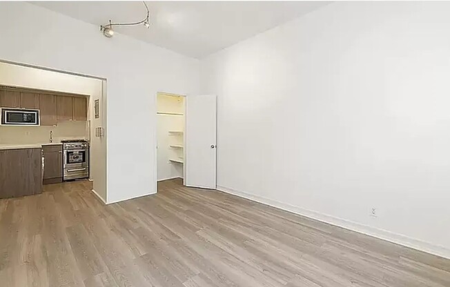 Studio, 1 bath, $3,027, Unit 3A