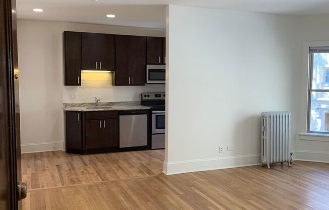 Studio, 1 bath, $1,195, Unit 4847-2C