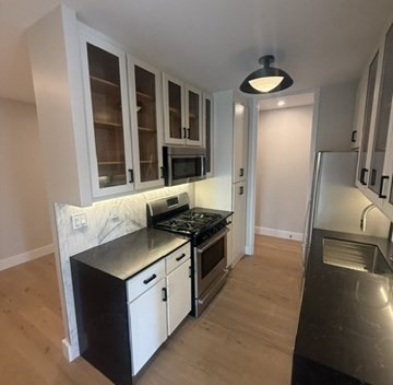 65 E INDIA WAY