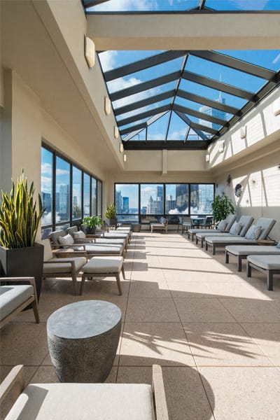 Rooftop Sunroom at Columbus Plaza, Chicago, IL, 60601