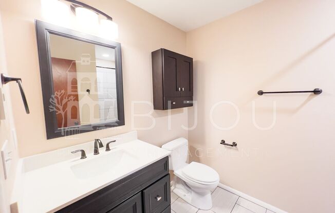 3 beds, 2 baths, $2,100