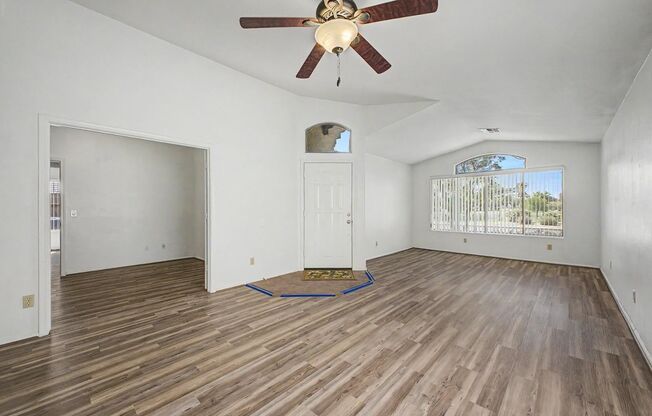 4649 E Augusta Ave, 3 Bedroom, 2 Bath, 2 Car Garage
