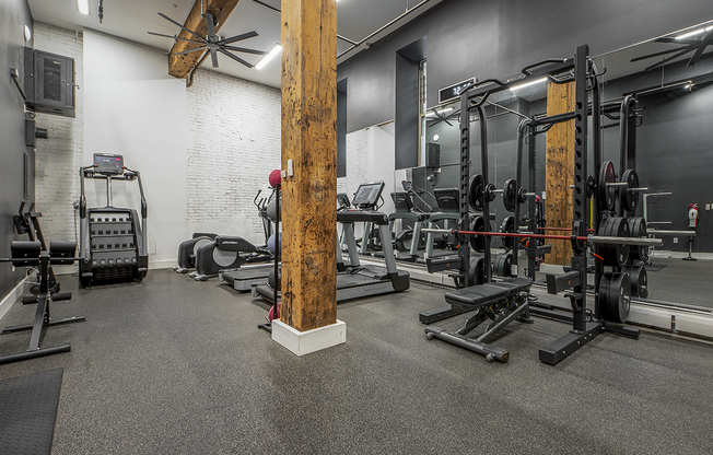 Studio, 1 bath, 1,000 sqft, $4,700, Unit 7S