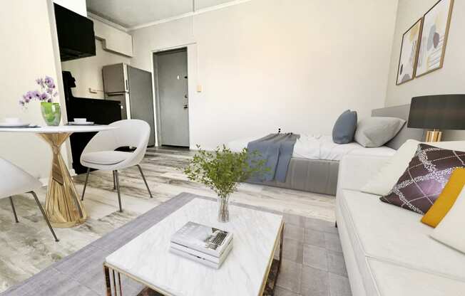 Studio Apartment in Brook Park