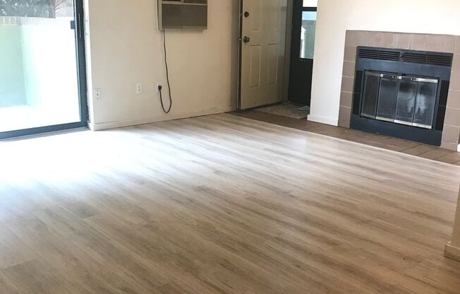 Two Bedroom Condo At Aspen Grove In North Boulder