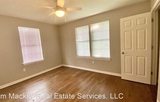 Renovated 2br apt at edge of LSU campus, incl appliances & parking