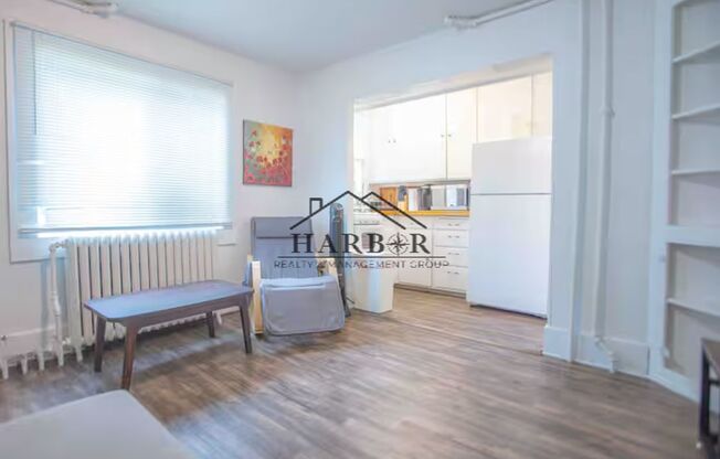 212 7th St NW #3