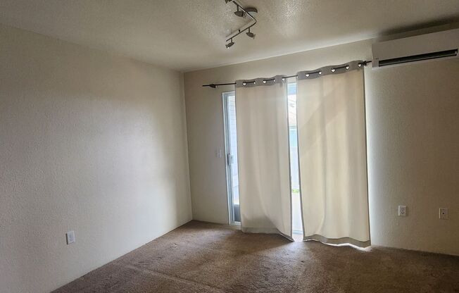 2 beds, 1 bath, $2,300, Unit # 507