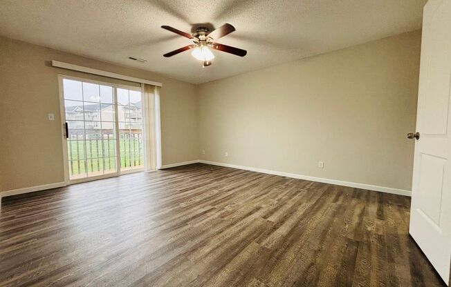 2 beds, 1.5 baths, 1,082 sqft, $1,375, Unit 216-2D RM