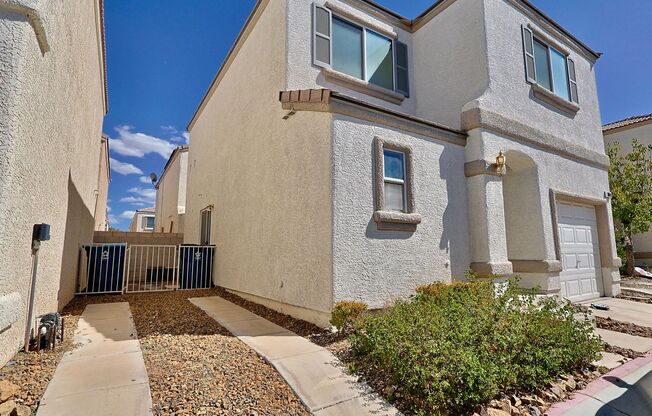 3 beds, 2.5 baths, $1,750