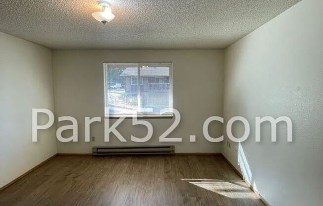 2 beds, 1 bath, $1,450