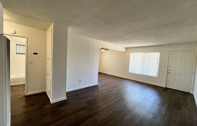 2 beds, 1 bath, 900 sqft, $2,195