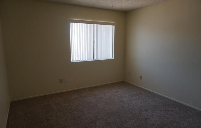 2 beds, 1.5 baths, $1,250