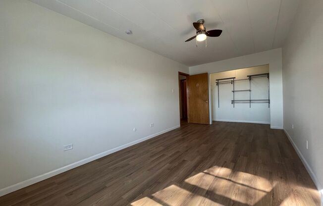 2 beds, 1 bath, 850 sqft, $1,550, Unit 6501-2F