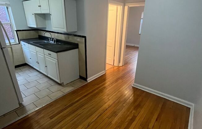 1 bed, 1 bath, 500 sqft, $725, Unit 7123 2