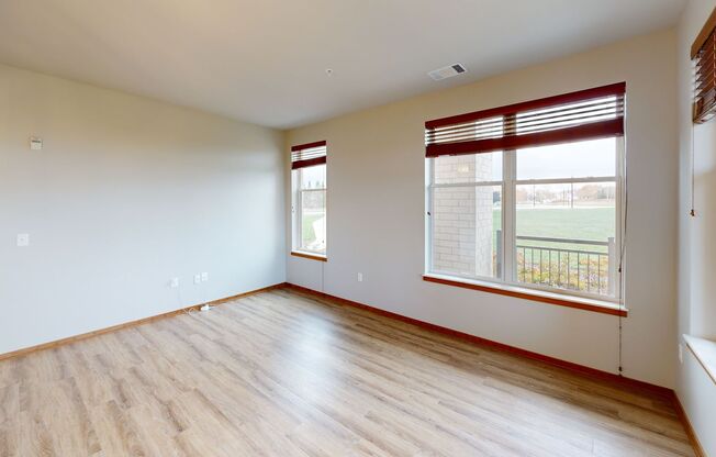 2 beds, 2 baths, 1,138 sqft, $1,715, Unit 2800-209