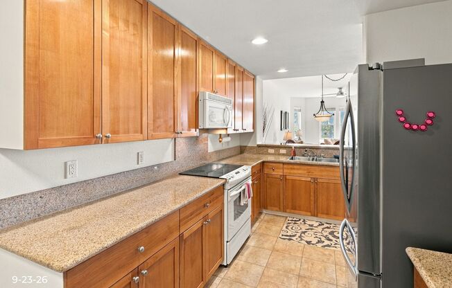 2 beds, 2 baths, $4,500, Unit # 6206