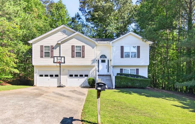 Beautiful 4BR/3BA Family Home – Minutes from Mall of Georgia!