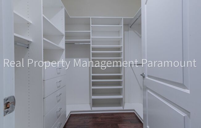 3 beds, 2 baths, $4,950, Unit # 104