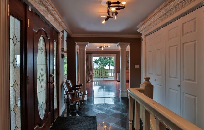 Richmond Beach Hideaway – Private & Serene