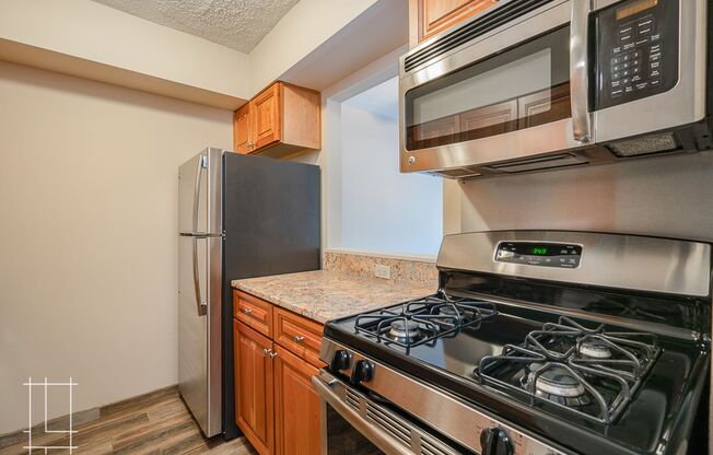 2 beds, 1.5 baths, $1,425, Unit 411 E Buttles Ave Apt. I