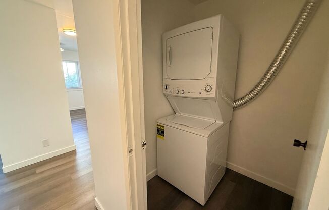 Studio, 1 bath, 475 sqft, $1,345, Unit 312