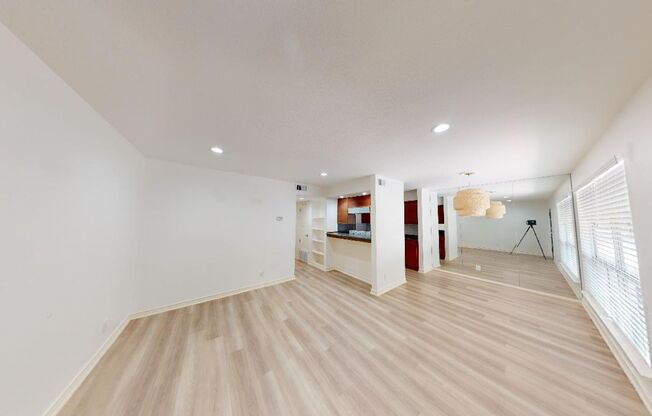 Gorgeous Condo nestled right on Lady Bird Lake!