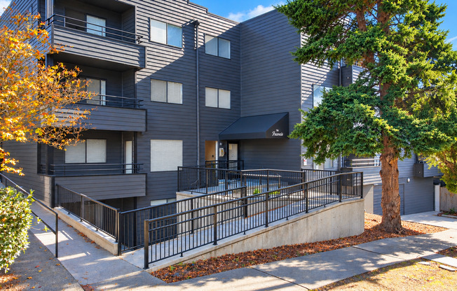 Francis Apartments