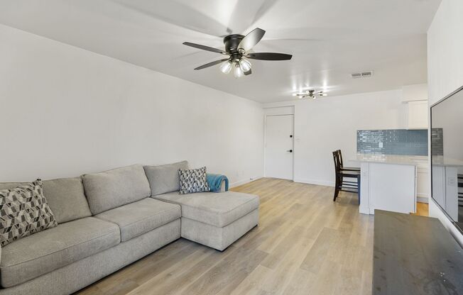 1 bed, 1 bath, $1,195, Unit MV A17