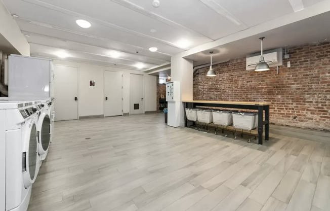 1 bed, 1 bath, $3,695, Unit 110