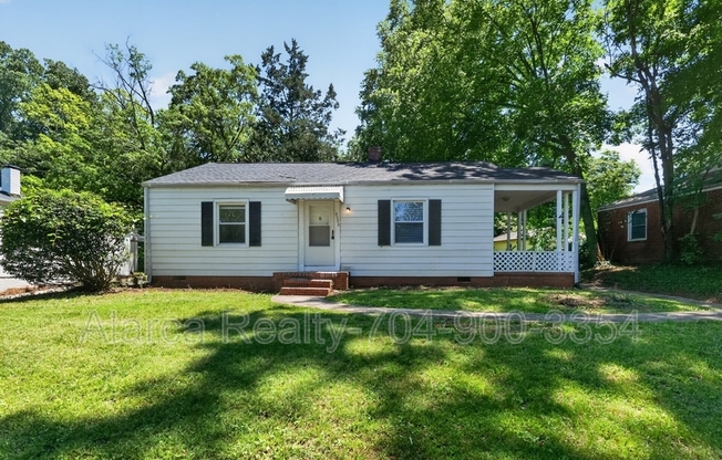 2322 BELFAST DR