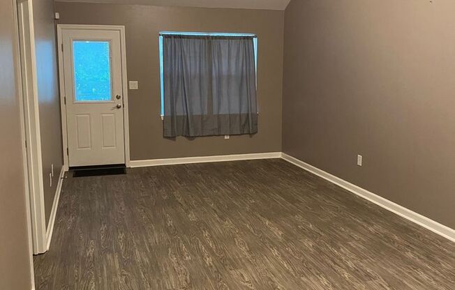 2 bedroom close to Five Points!