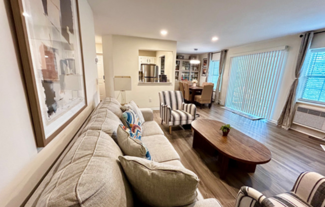 13 LEXINGTON HL