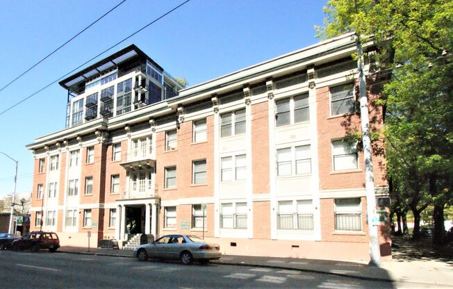 Watermarke Apartments