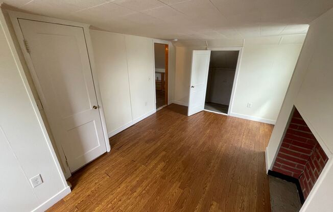 1 bed, 1 bath, $1,150, Unit 2nd Floor