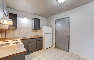 2 beds, 1 bath, $820