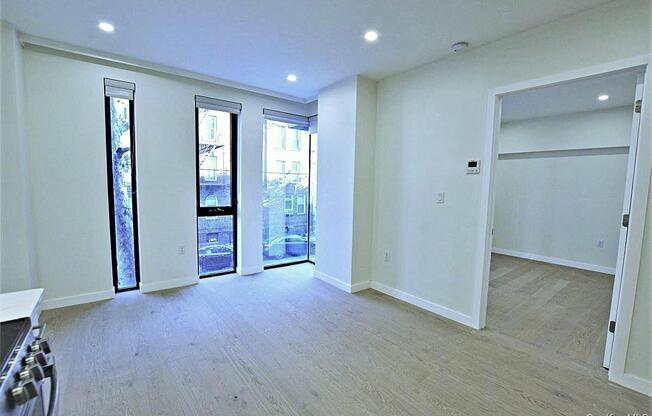 1 bed, 1.5 baths, 565 sqft, $3,150, Unit 2D