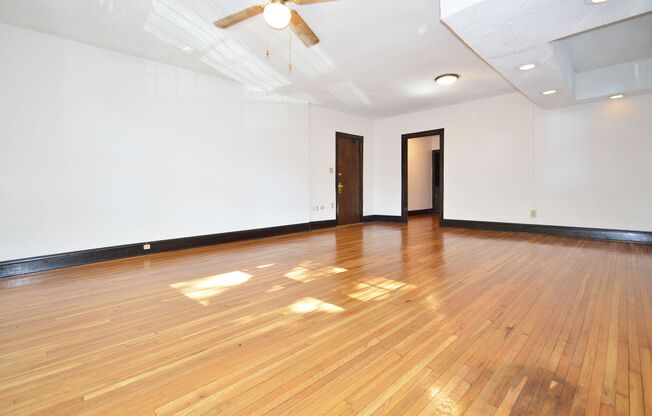 1 bed, 1 bath, 410 sqft, $945, Unit 7 - B