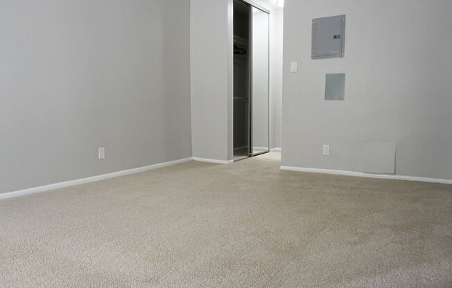 1 bed, 1 bath, 750 sqft, $2,676