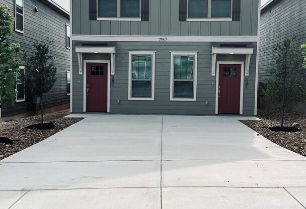 Newly Built Duplex on the Far West Side!