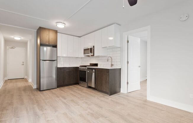 2 beds, 1 bath, 567 sqft, $2,350, Unit 207