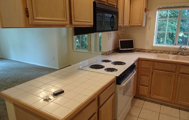 2 beds, 2 baths, $2,499