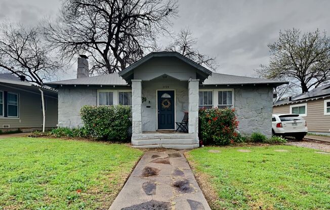 Charming 2 bedroom in the Heart of Fort Worth!