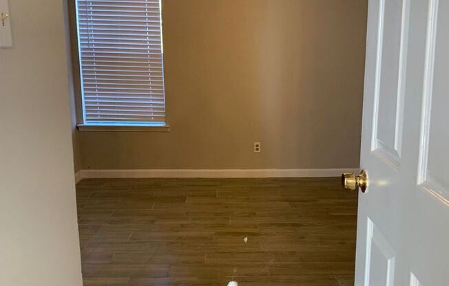 Country Living Apartments