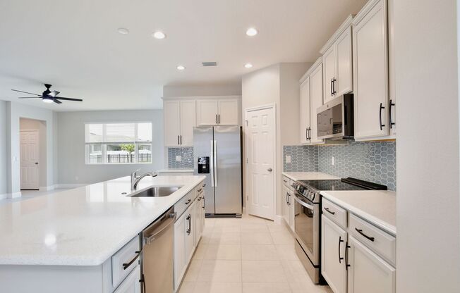 Elegant 5/3 Wilshire Model House with Covered Lanai & Designer Upgrades