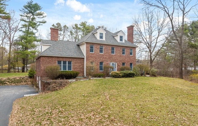 1 GLENBROOK RD