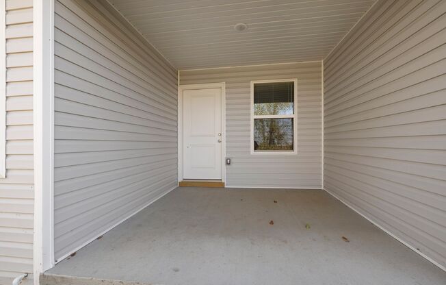 Newly built 3 bedroom duplex- Aurora, MO