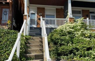 Newly Renovated 2 Bedroom 1.5 Bath in Dormont!
